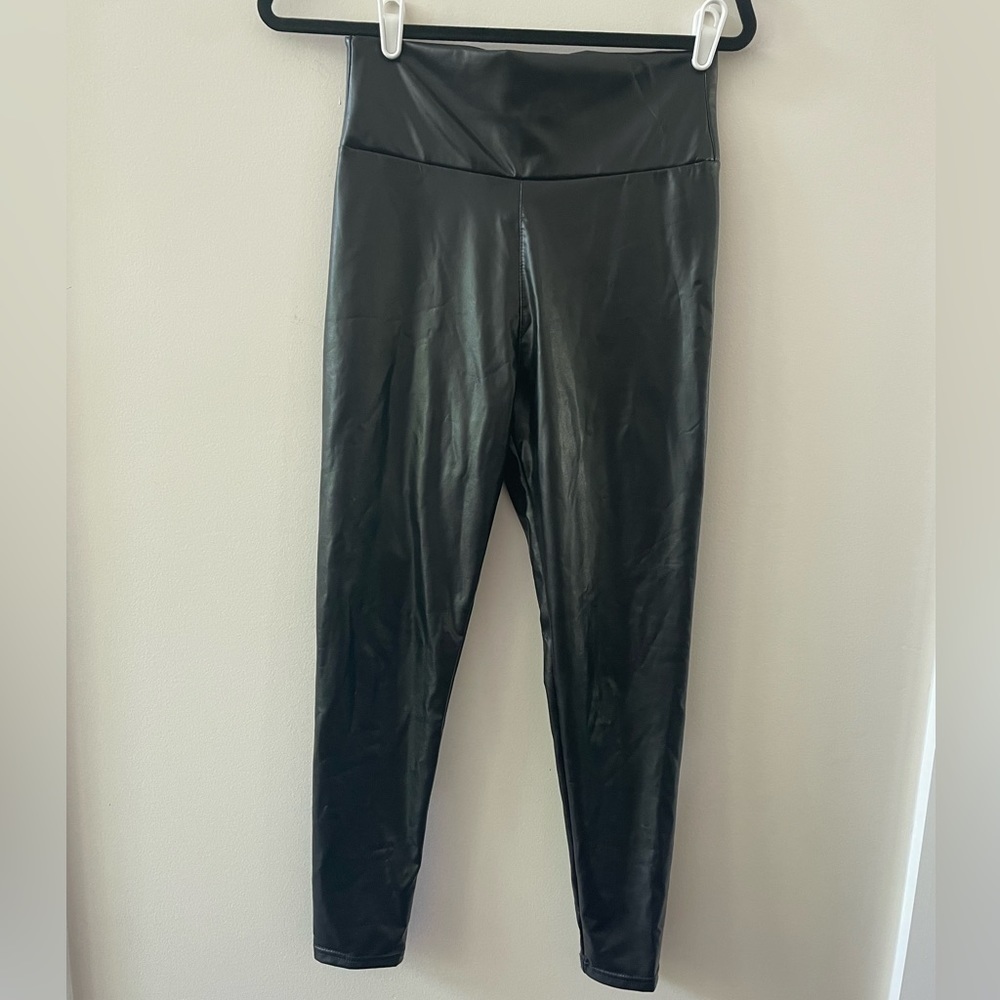 Spanx faux Leather Leggings Size Medium